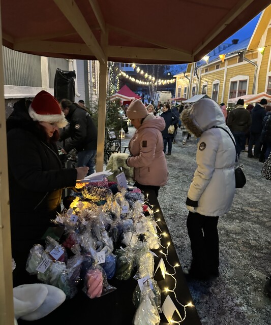 Kirkkokadun joulu myynti